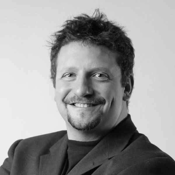 https://scale-nest.com/wp-content/uploads/2017/11/speaker-4.jpg